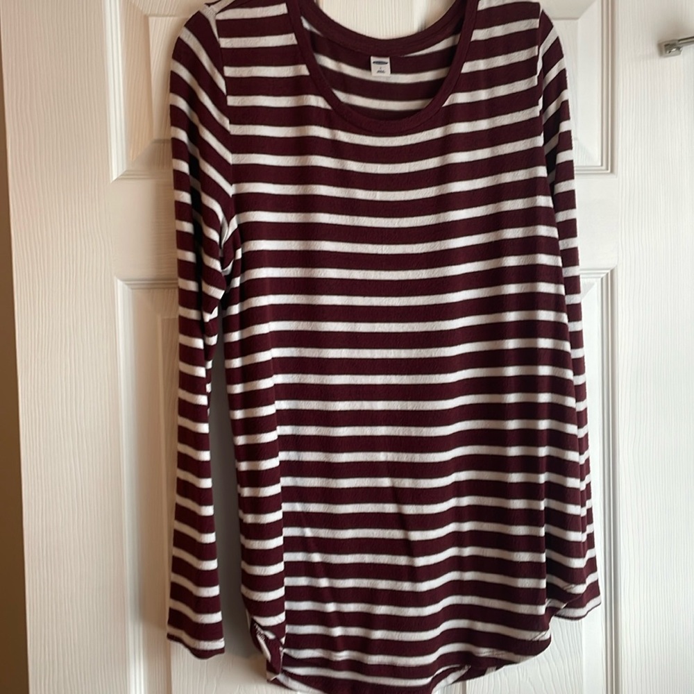 Burgundy/white striped long-sleeved shirt. Old Navy, size Large